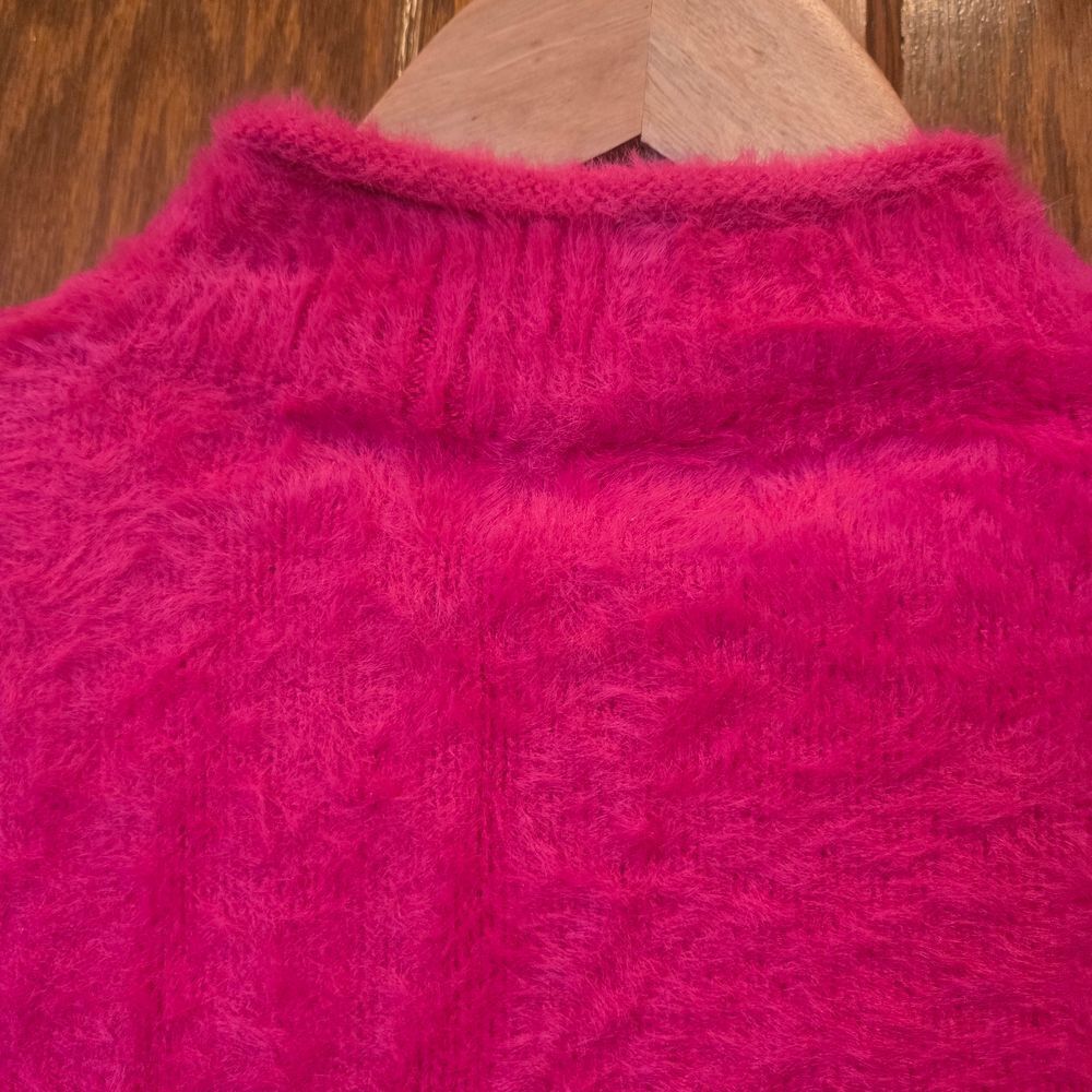 Universal Thread Pink Sweater - Picture 6 of 10